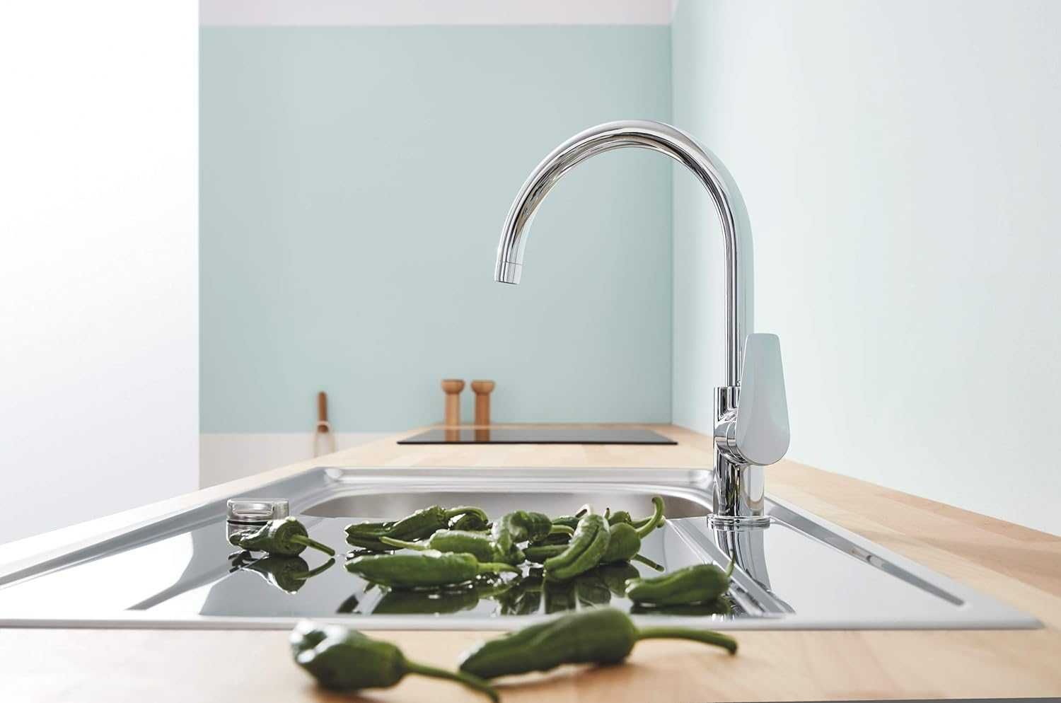 Змішувач для кухні кухонний змішувач кран GROHE BauEdge 31367001