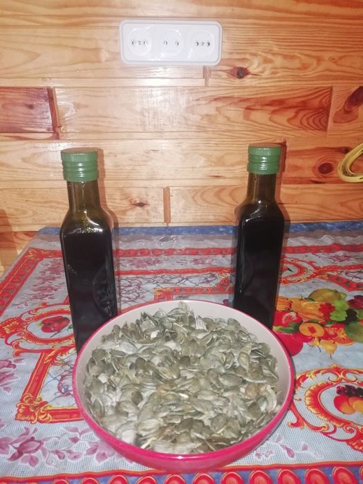 Гарбузова олія холодного  віджиму . Тиквіноє масло.