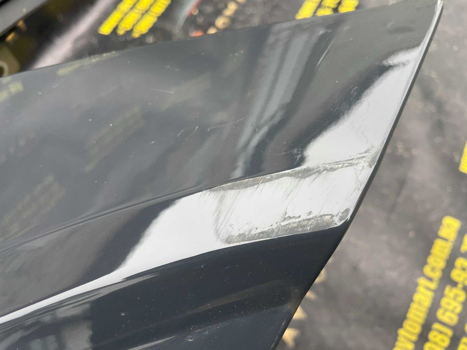 Крило праве Audi E-Tron оригінал Audi Etron 4KE821022C