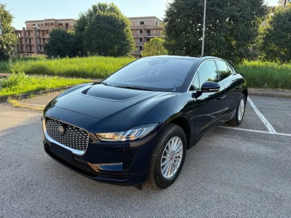Jaguar I-Pace      2022
