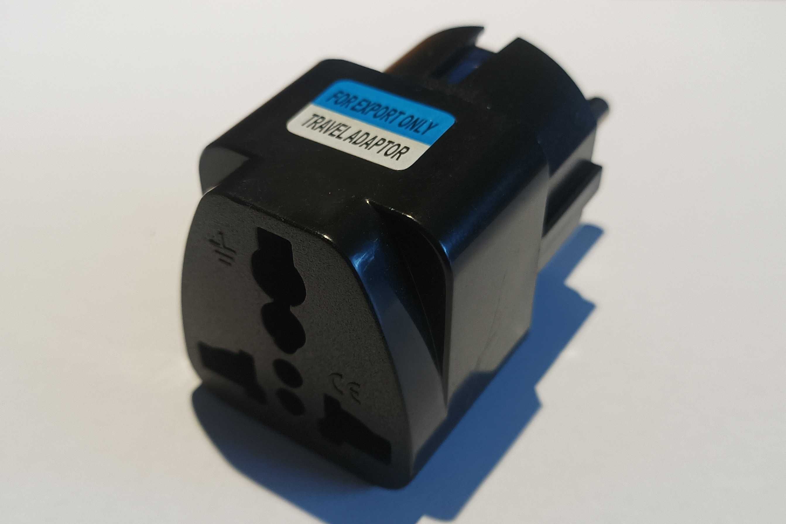 Adapter do gniazda Schuko.