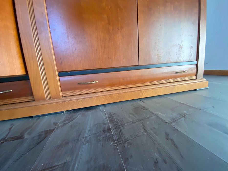 Armário em cerejeira