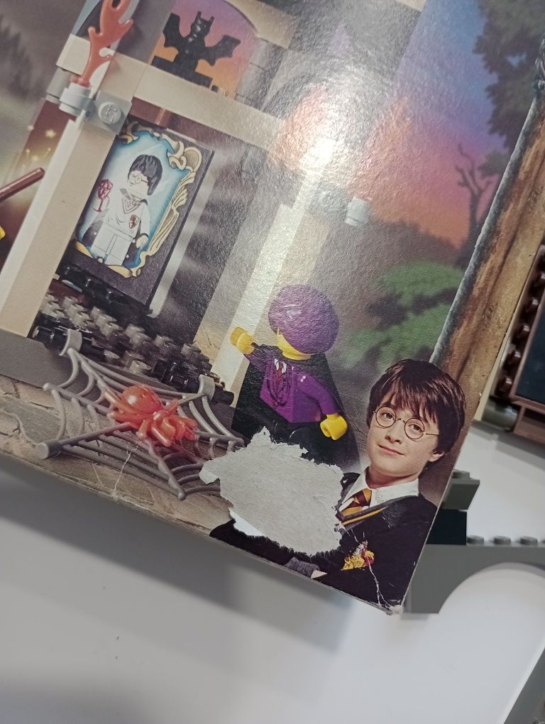 Klocki LEGO Harry Potter 4702 pudełko i instytucjia