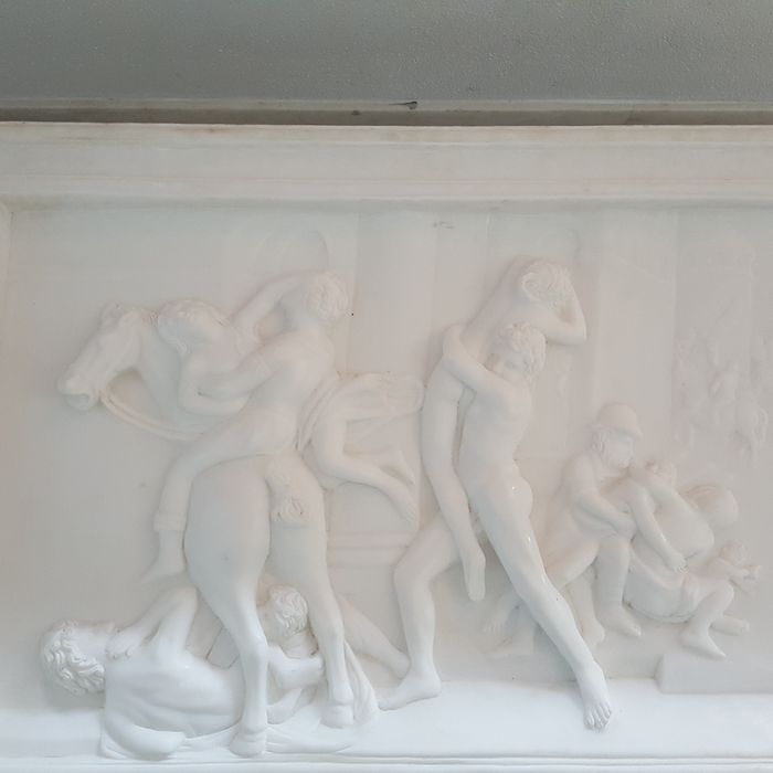 Mesa de Mármore " O rapto das Sabinas"