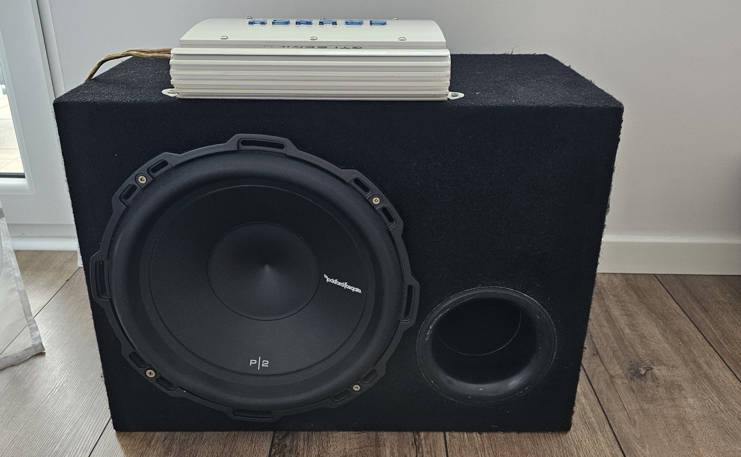 Skrzynia basowa + wzmacniacz 400RMS / Rockford Fosgate P2 i Crunch GTi