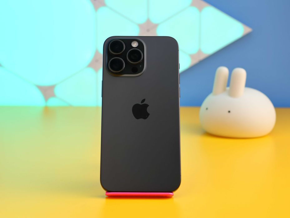 Смартфон Apple iPhone 15 Pro Max 256GB Black (152759) Б/У З ГАРАНТІЄЮ