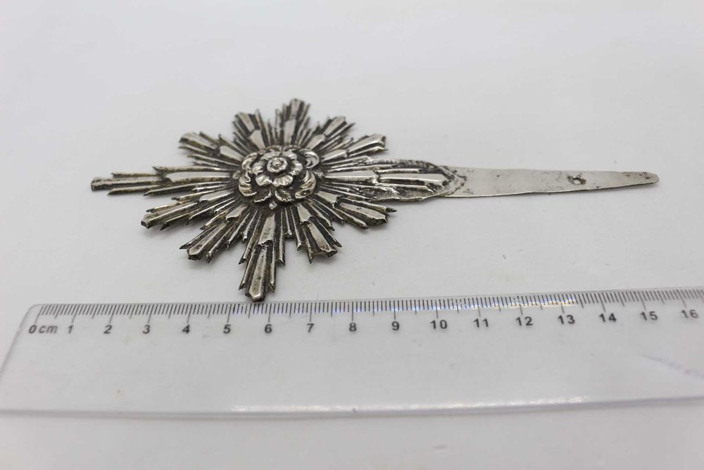 Arte Sacra Resplendor em Prata Floral 12 raios Antigo 8,5X17 altura cm