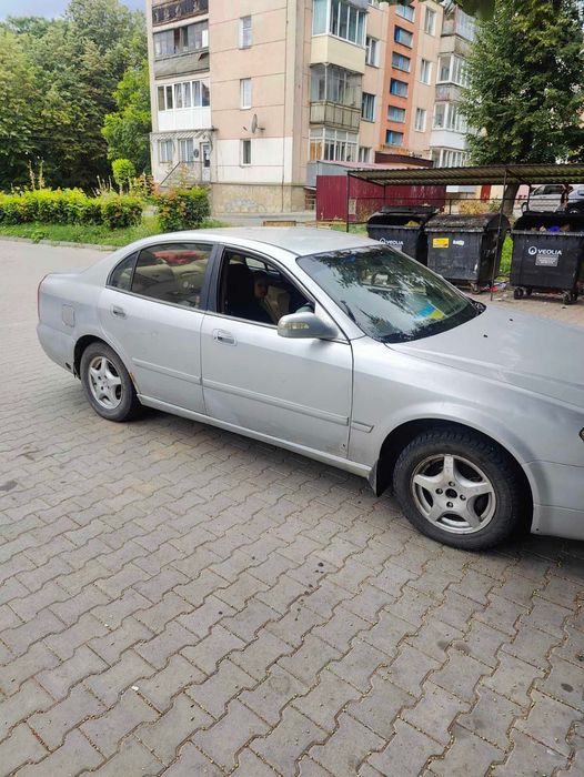 Продам машину в хорошому стані