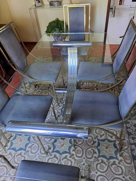 Conjunto de Mesa em vidro de Jantar e 6 Cadeiras