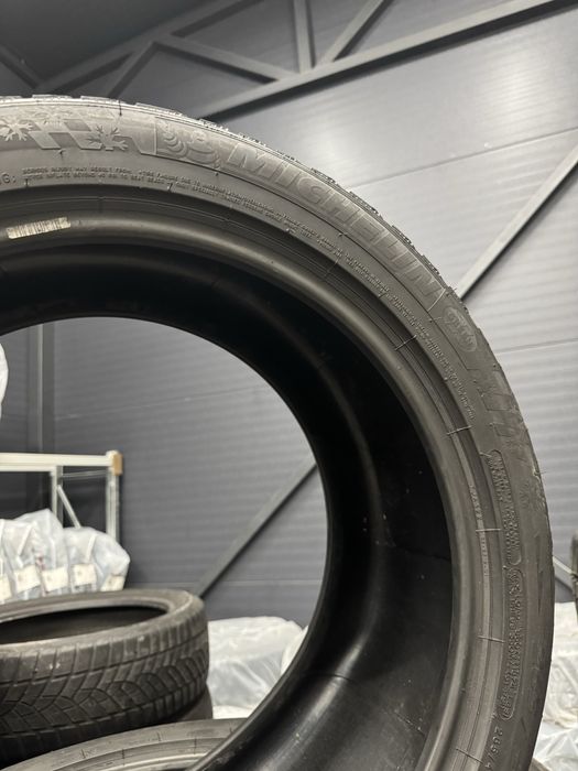 265 40 R19   MICHELIN  Pilot Alpin PA4,Зимові шини Б/В