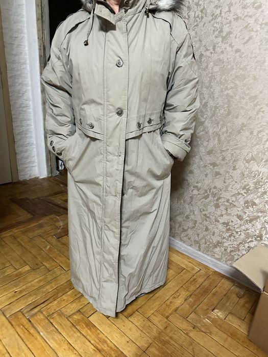 Пальто зимнее,длинное ,теплое 50 р