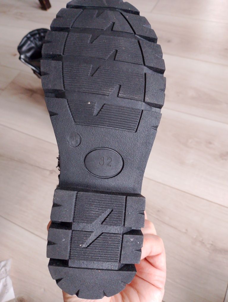 Nowe buty zimowe dla dziewczynki roz. 32