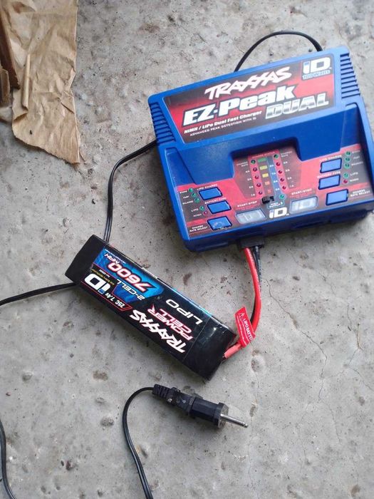 зарядное для радиоуправляемой техники