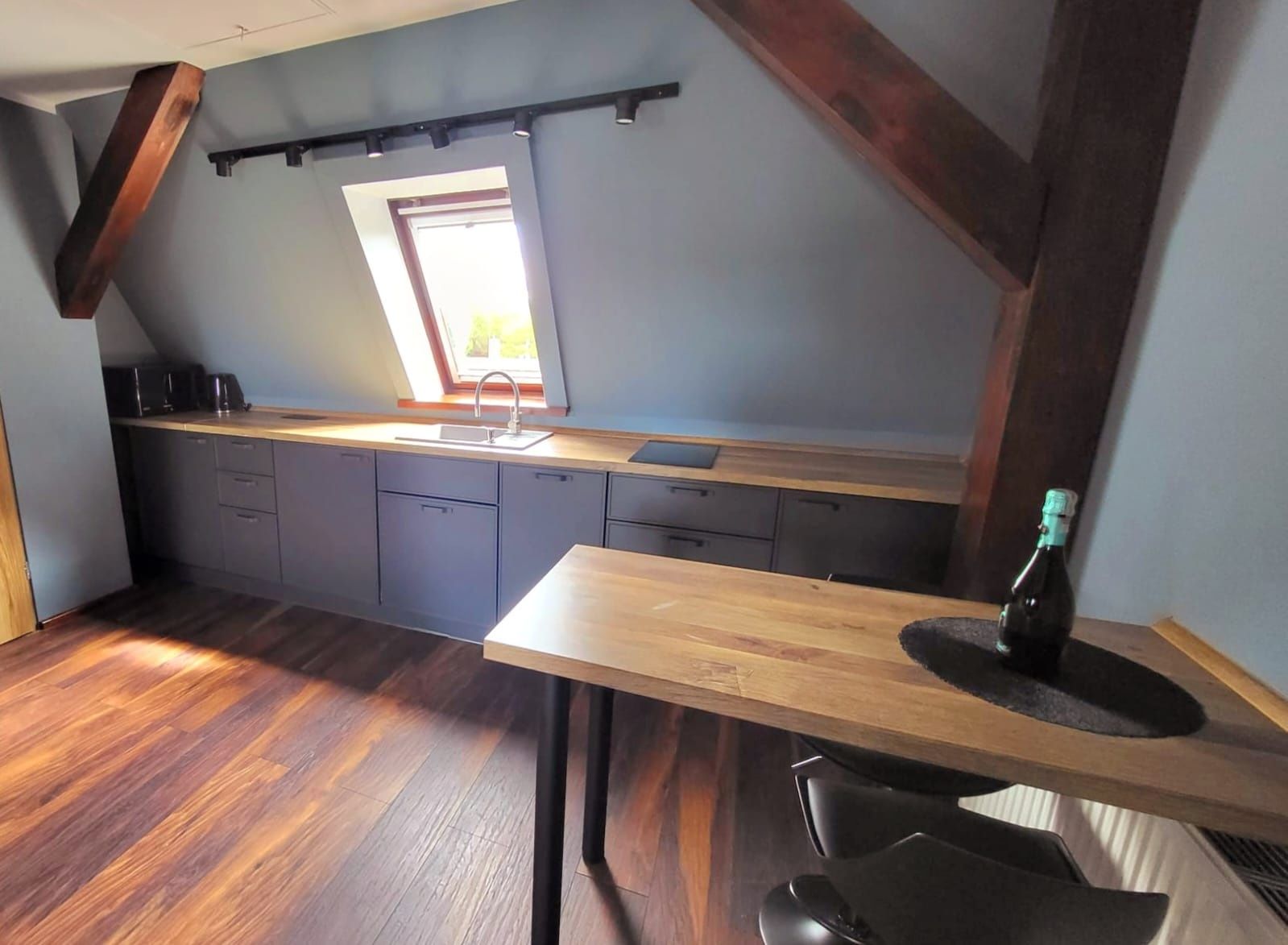 Bezpośrednio komfortowy apartament na tydzień lub dłużej , 58 m 2