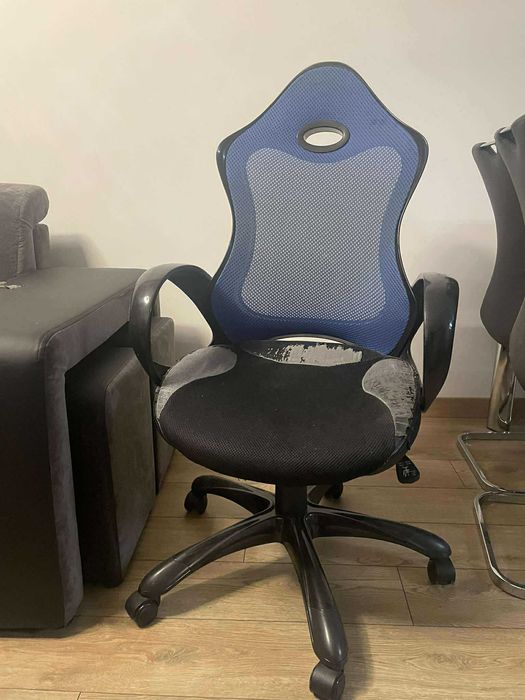 Fotel gamingowy niebiesko czarny