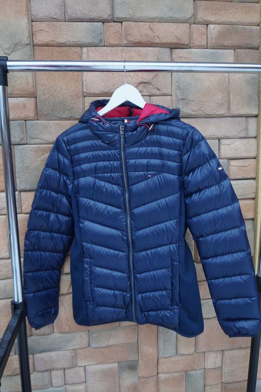 Kurtka puchowa Tommy Hilfiger Jeans - S / 36