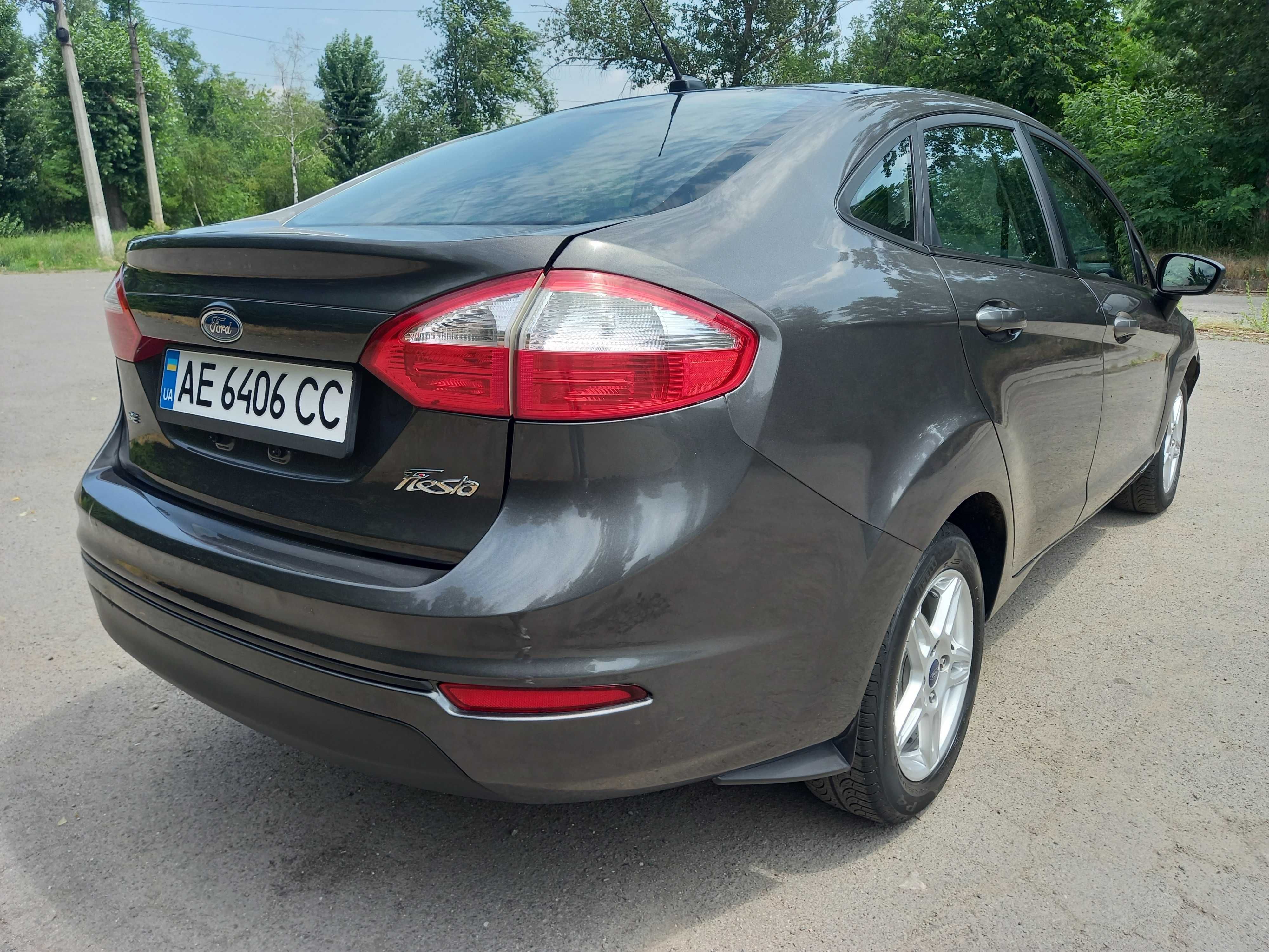 Ford Fiesta 2017 г. 1.6 бензин Автомат!