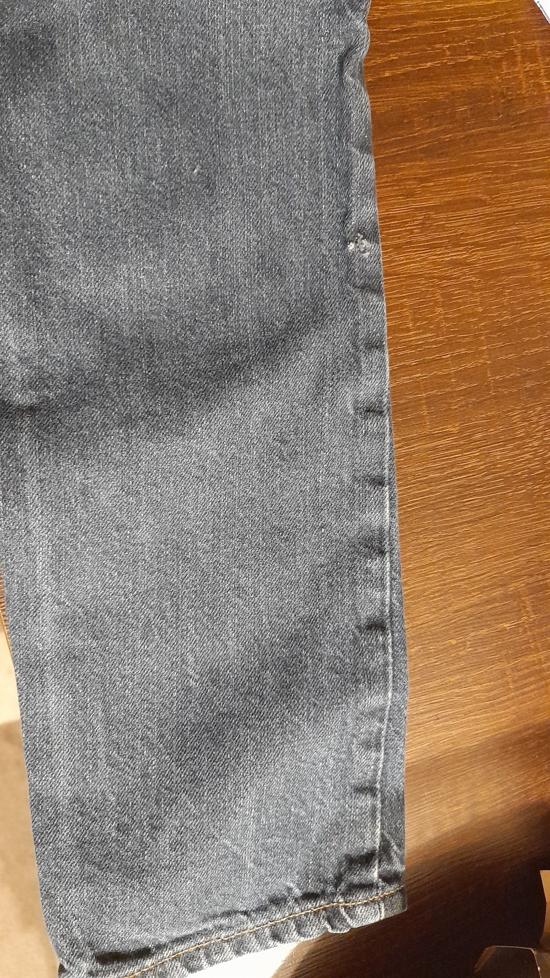 Chłopięce spodnie jeansowe H&M rozmiar 116