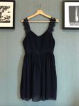 Vestido de festa curto com renda
