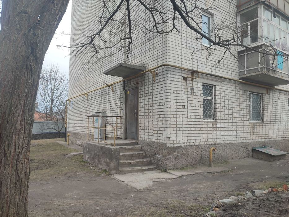 Нежитлове приміщення, площею 77,6 кв.м, м. Славута