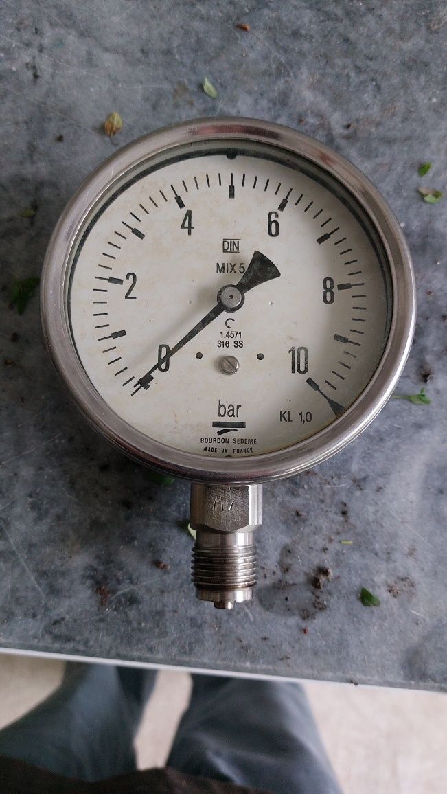 Manómetro em aço inox 0-10 Bar.