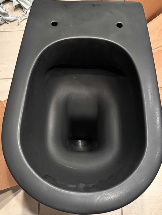 Miska WC EVA- AXA Włochy- stojąca czarny mat, deska gratis