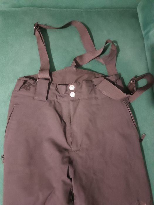 Męskie czarne spodnie narciarskie z szelkami M