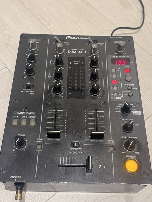 Mikser audio Pioneer DJM-400 bardzo dobry