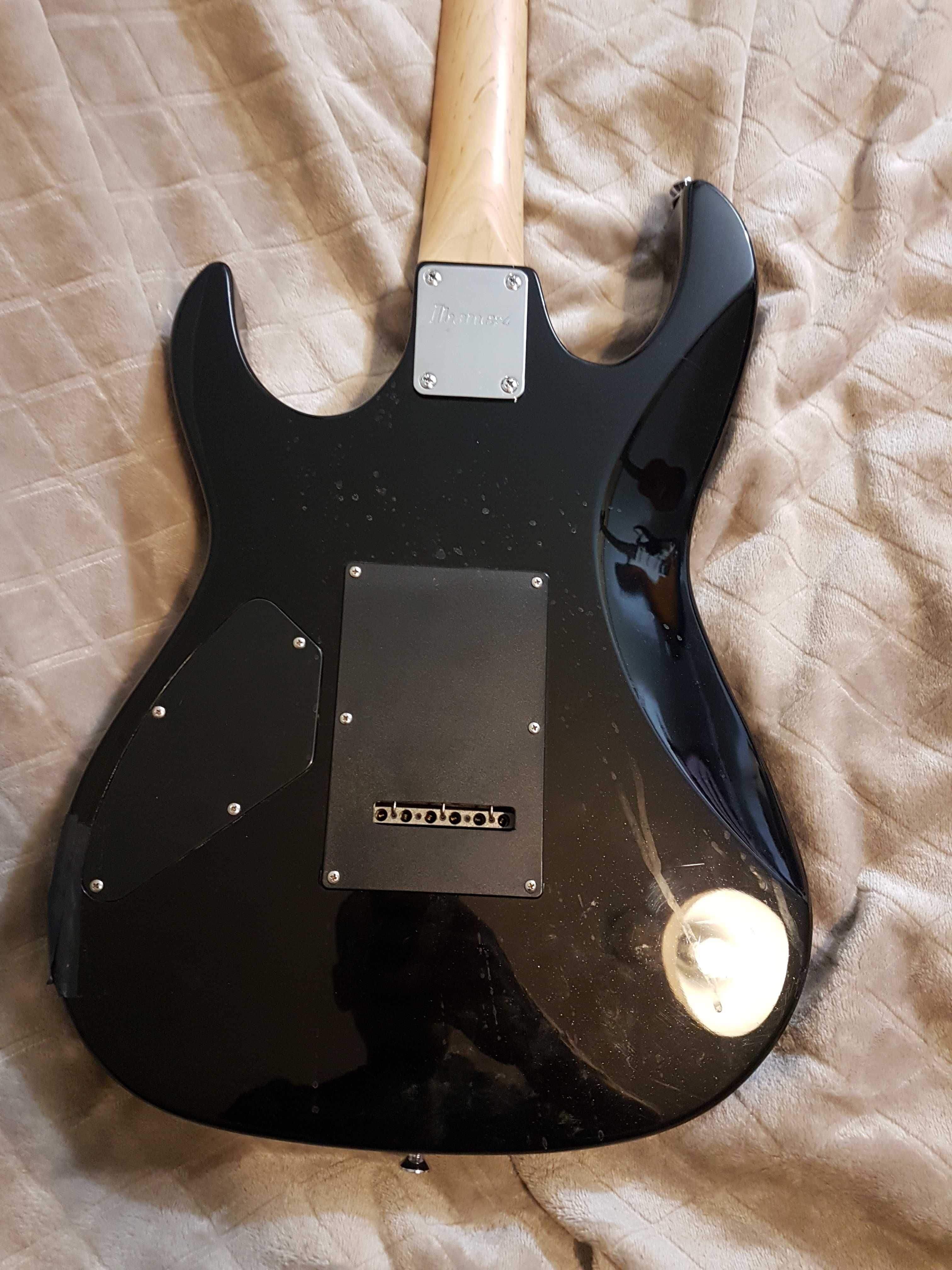 Gitara elektryczna Ibanez-przystawka EMG