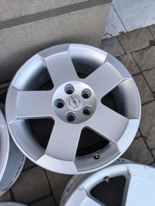 Диски Intra оригінал Opel r17 5x110 Opel Jeep