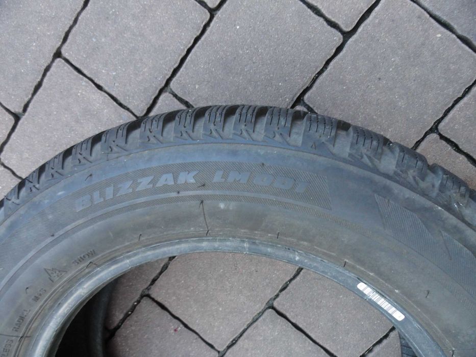 185/65R15 Bridgestone Blizzak LM 001