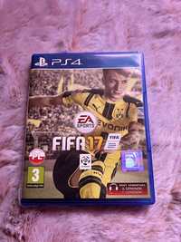 Gra Fifa 17 do PS4.