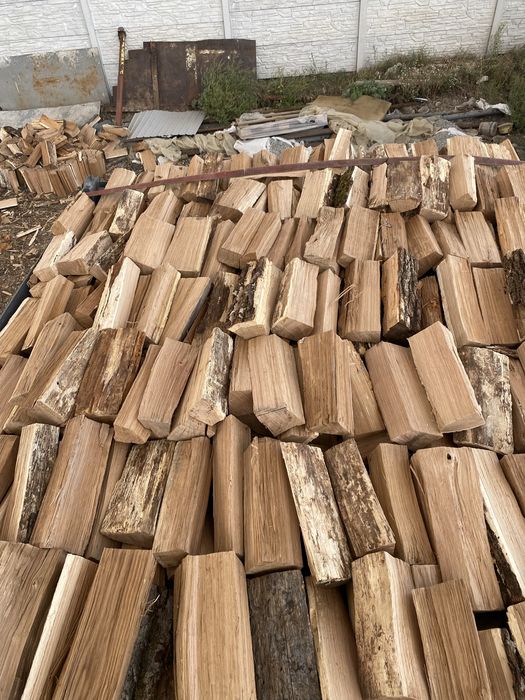 Продам колотые дрова . Дуб