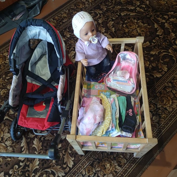Лялька, коляска, ліжечко, аксесуари,одяг.