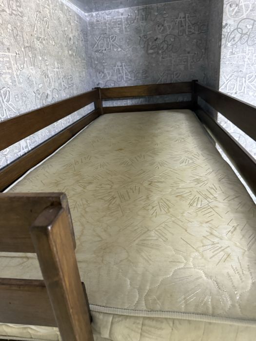 Двухповерхове ліжко з матрасами 1.90*80