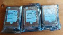 3 Discos Rígidos Toshiba AL13SEB300 6GB SCSI