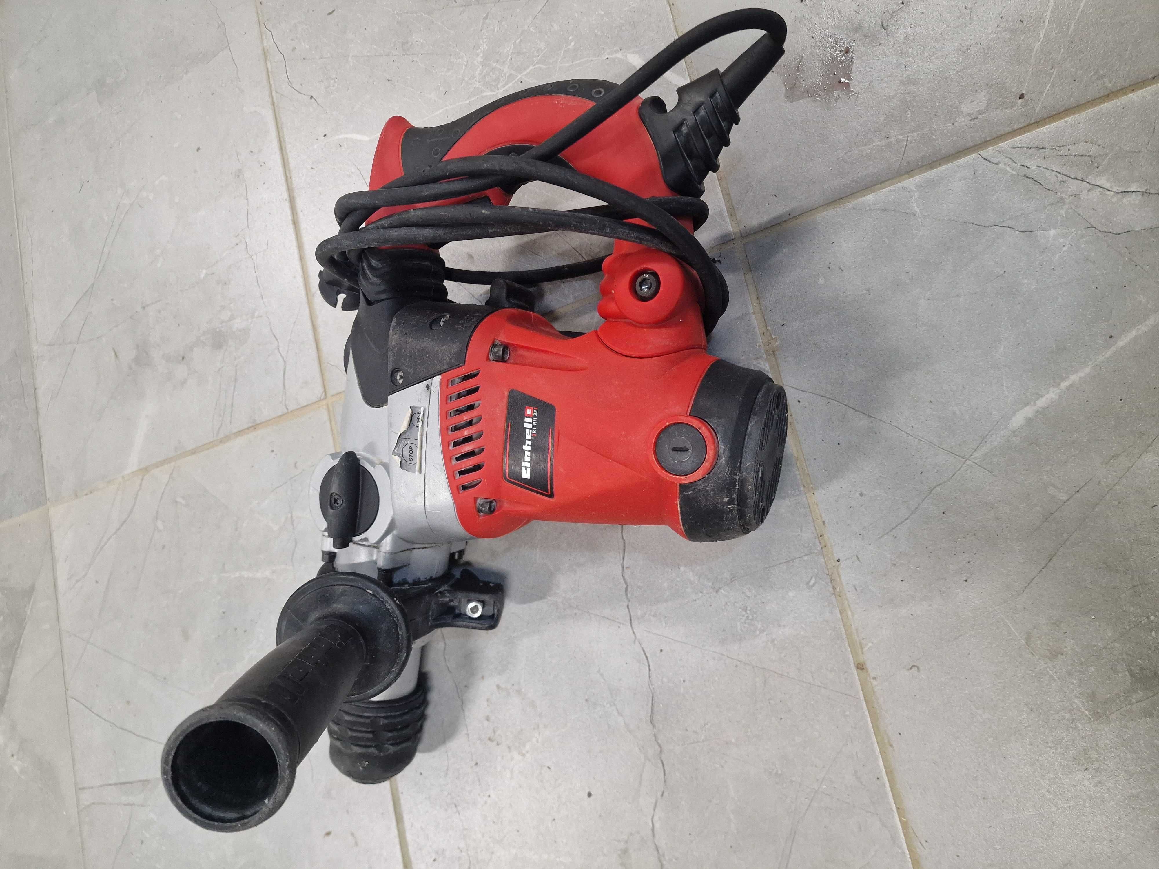 Młot udarowy Einhell RT-RH 32