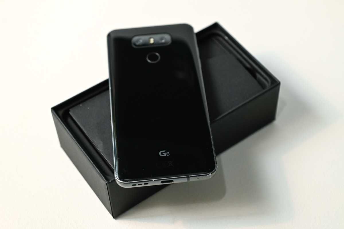 telefon smartphone LG G6 czarny