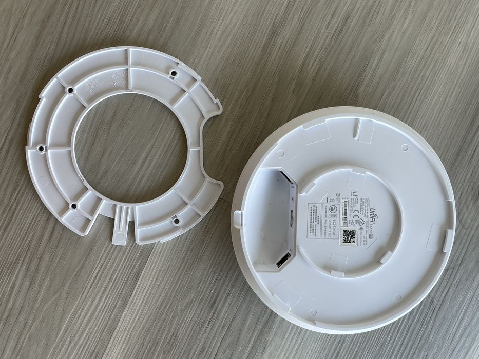 Access Point Unifi - AP AC Pro64738259934977122