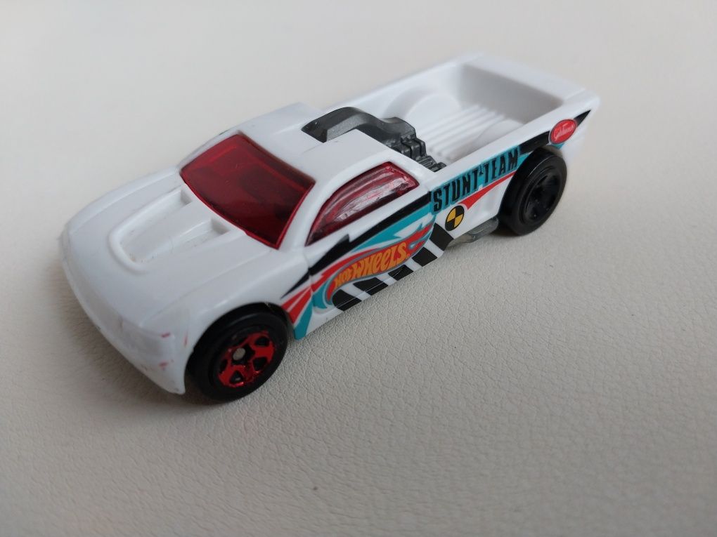 Машинки Hot Wheels