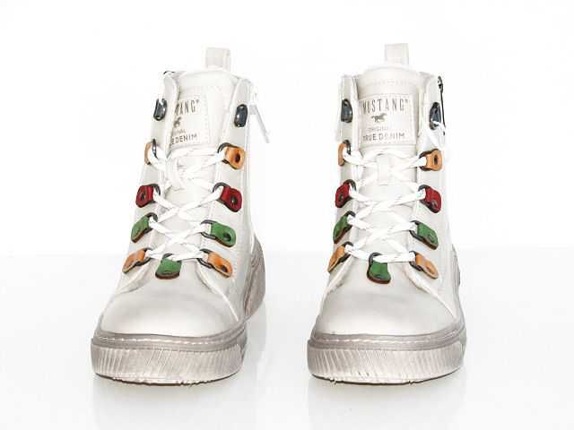 Botki damskie MUSTANG ivory rozmiar 37,38,39,40