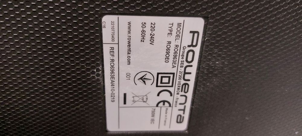 Рабочий пылесос Rowenta RO6963EA с насадками