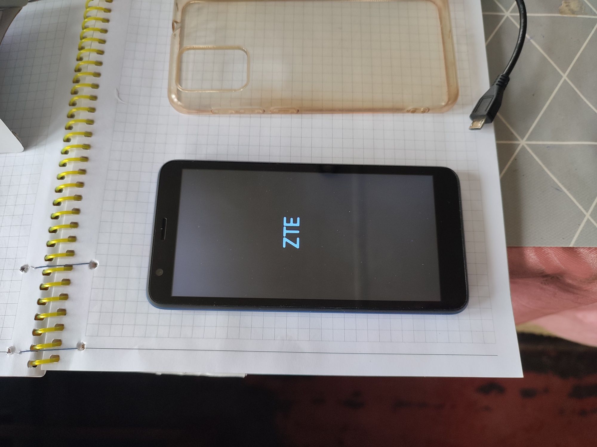 ЗТЄ Блейд Л9. ZTE Blade L9