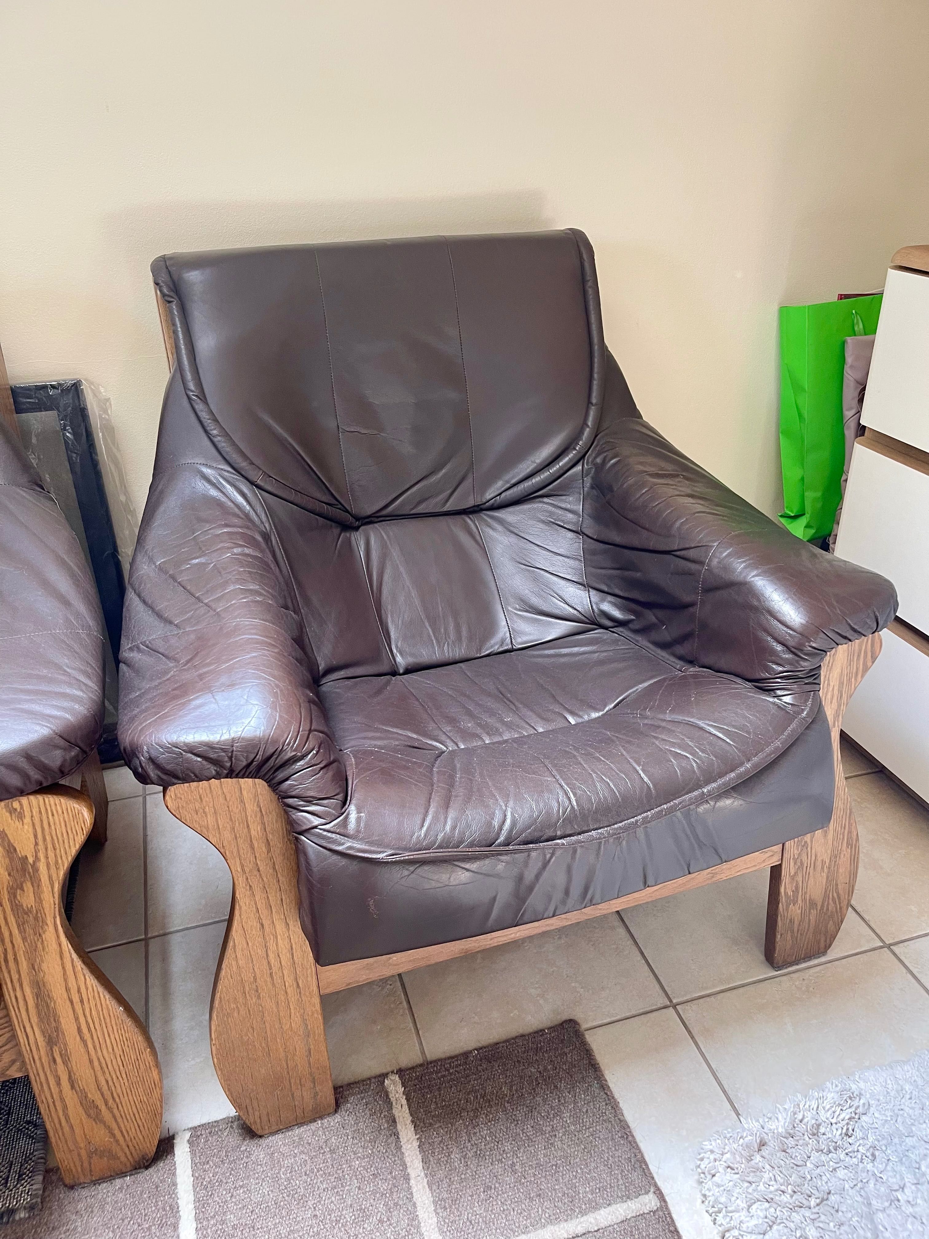 Skórzany zestaw wypoczynkowy  Sofa, dwa fotele.