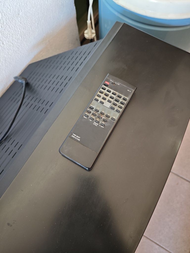 Telewizor kineskopowy Panasonic model TC-2671EE sprawny kolor