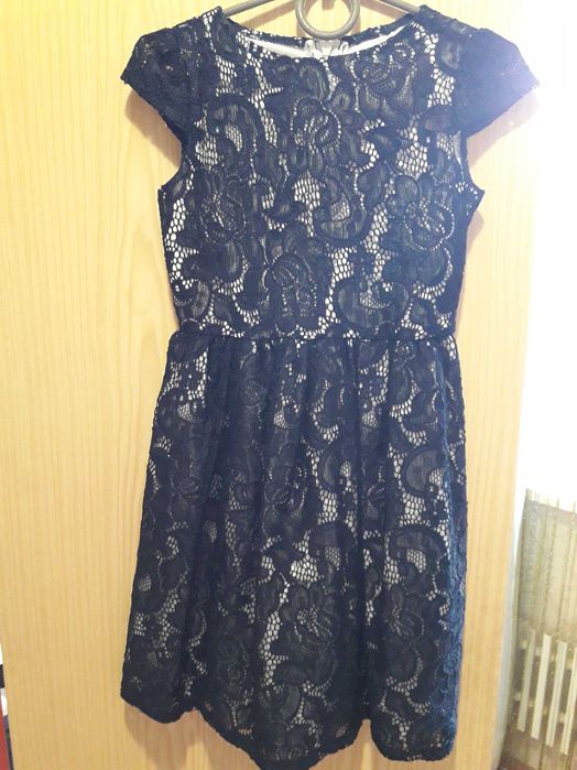 Святкові,гарні сукні на дівчинку. Розмір 104-128. 4-6р. Черное платье