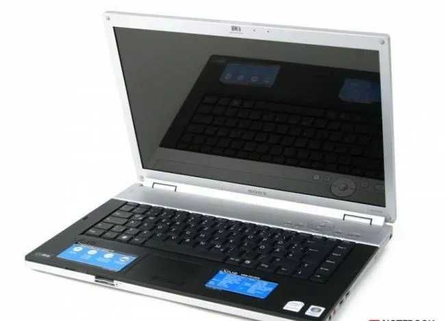 Laptop SONY VAIO ALU 15.4 X-Black Win7 Intel Core2Duo T7100 Win7 WiFin