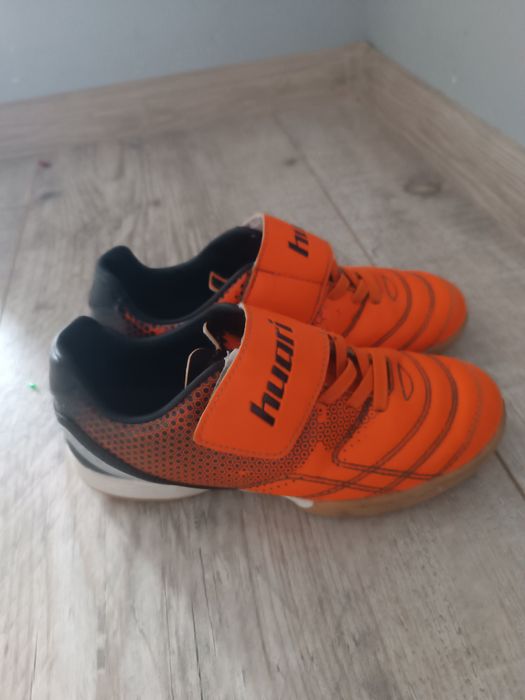 Buty sportowe halówki