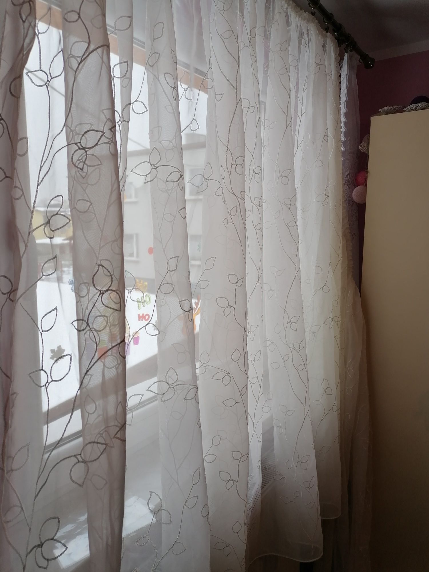 Firanka ecru szer 446cmn i dł 145