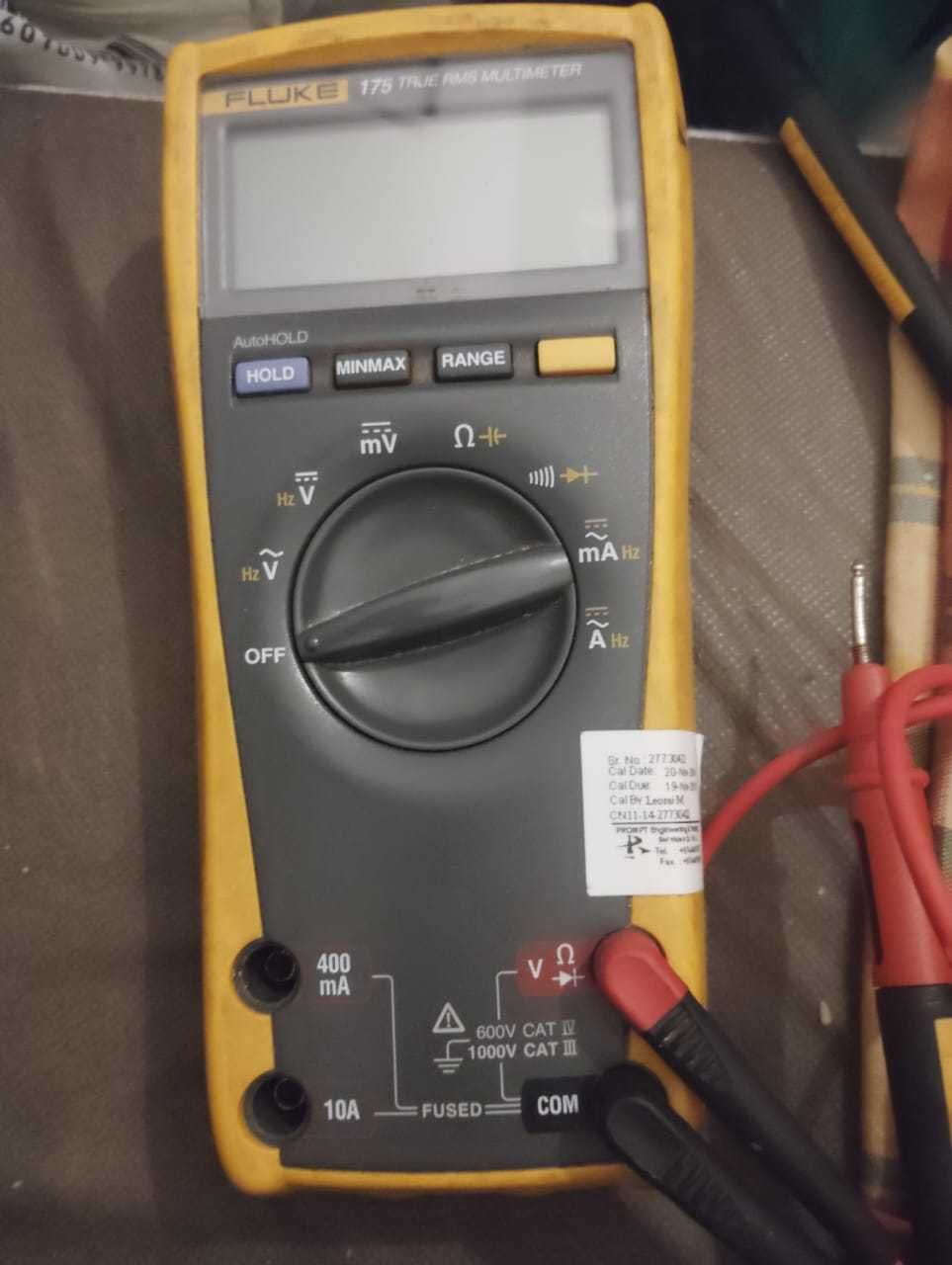 Fluke 175 rms multimeter , 1000v, cat 3 / 600V /cat 4, calibrated 2014